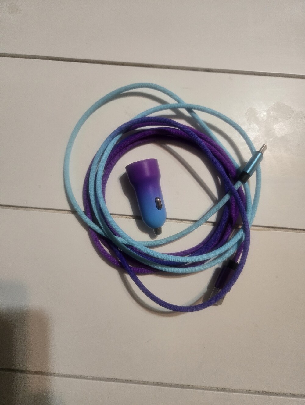 Purple & Blue Gradient USB Car Charger with Matching Charging Cable - Picture 2 of 6